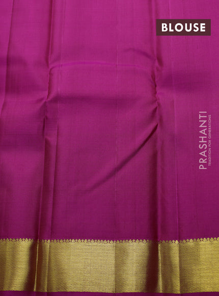 Pure kanchipuram silk saree pink with plain body and temple zari woven border