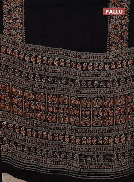 Jaipur cotton saree black with plain body and long printed border