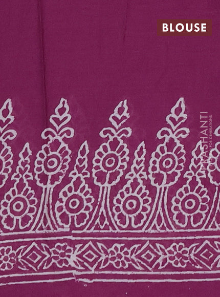 Jaipur cotton saree magenta pink with butta prints and printed border