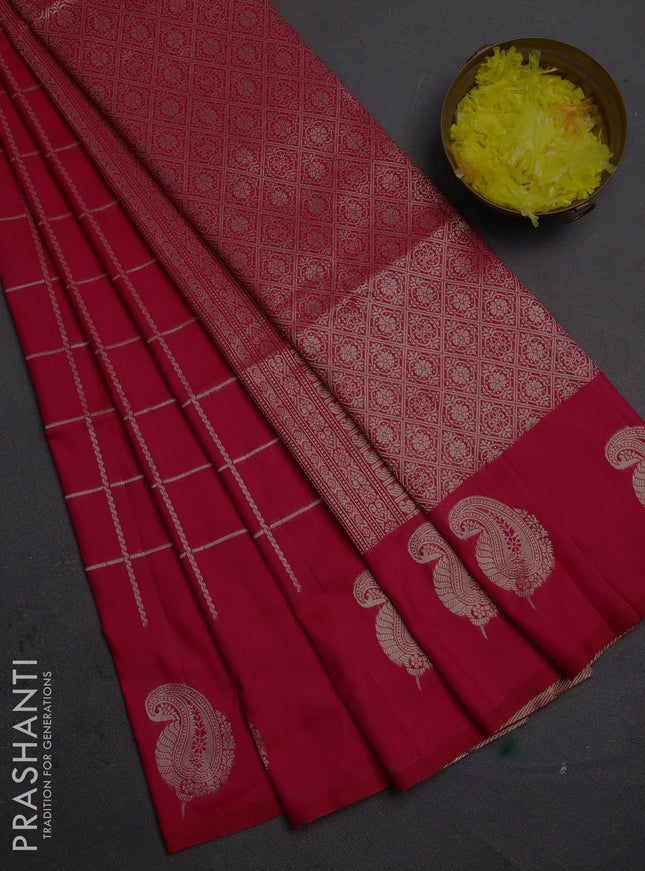 Semi soft silk saree tomato pink with allover zari woven checked pattern and paisley zari woven butta border