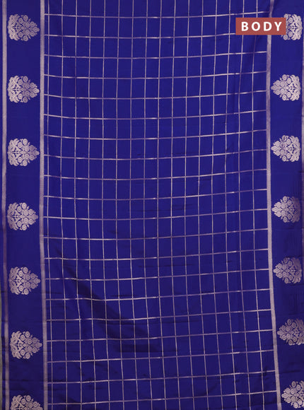 Semi soft silk saree navy blue with allover zari woven checked pattern and zari woven butta border
