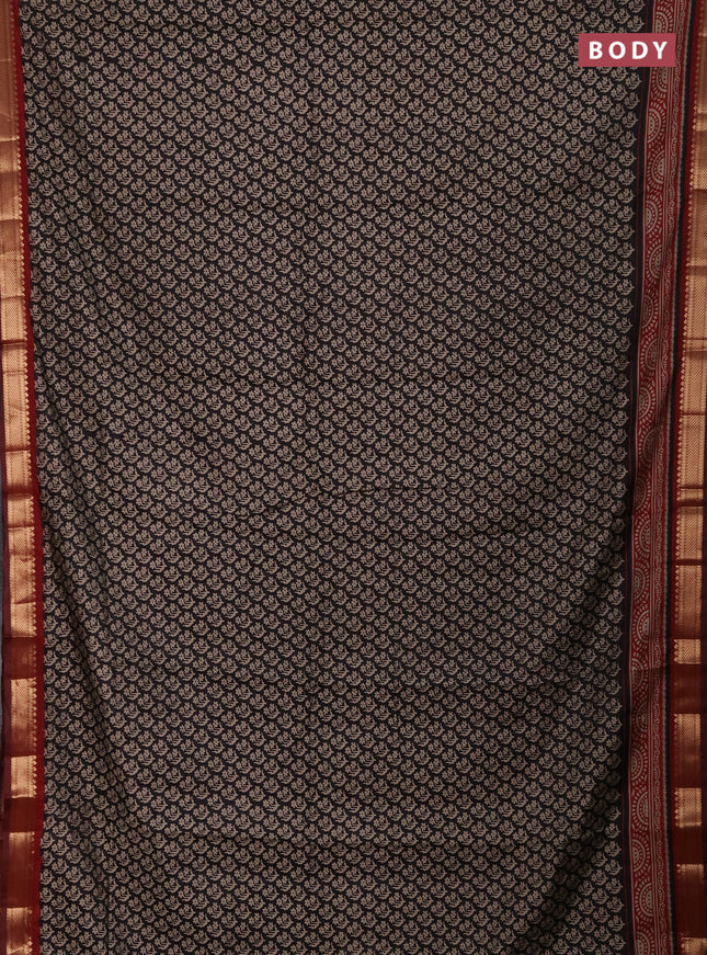 Semi maheshwari cotton saree black and maroon with allover butta prints and zari woven border