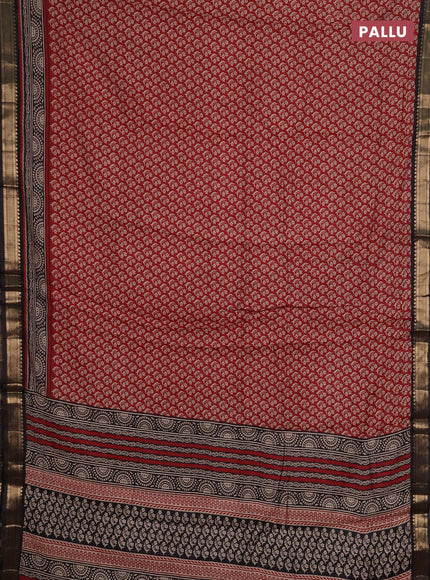 Semi maheshwari cotton saree maroon and black with allover butta prints and zari woven border
