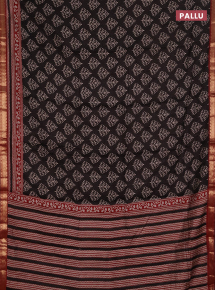 Semi maheshwari cotton saree black and maroon with allover butta prints and zari woven border