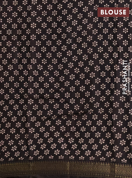 Semi maheshwari cotton saree maroon and black with allover butta prints and zari woven border