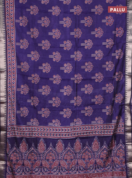 Semi maheshwari cotton saree navy blue with allover floral butta prints and zari woven border