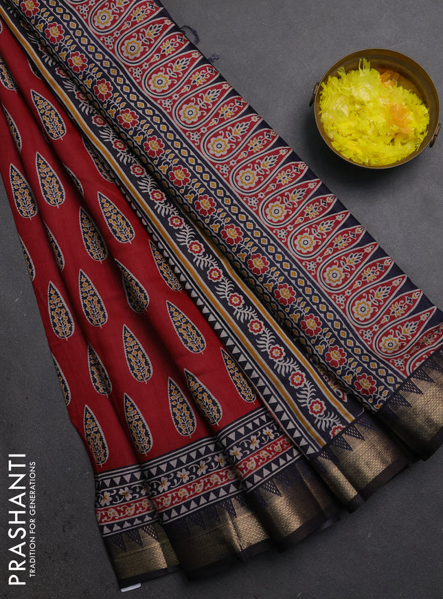 Semi maheshwari cotton saree maroon and navy blue with allover butta prints and zari woven border