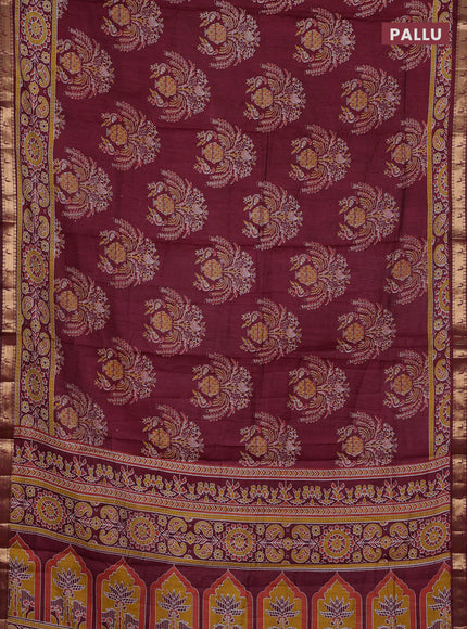Semi maheshwari cotton saree maroon with allover butta prints and zari woven muniya style border