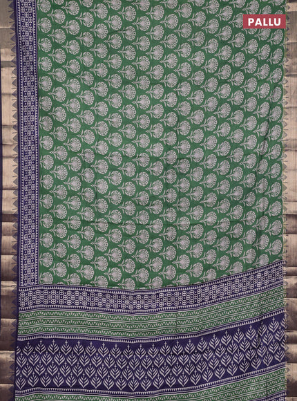 Semi maheshwari cotton saree light green and navy blue with allover butta prints and zari woven border