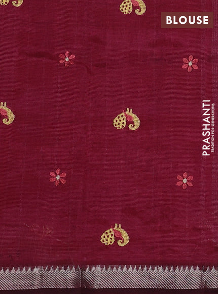 Mangalgiri silk cotton saree magenta pink with embroidery floral buttas and embroidery border