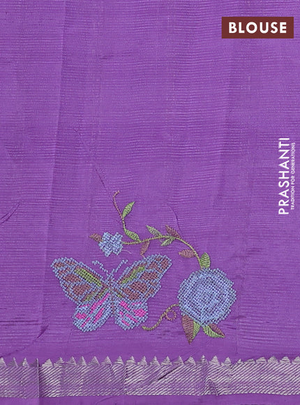 Mangalgiri silk cotton saree lavender with embroidery buttas and embroidery border