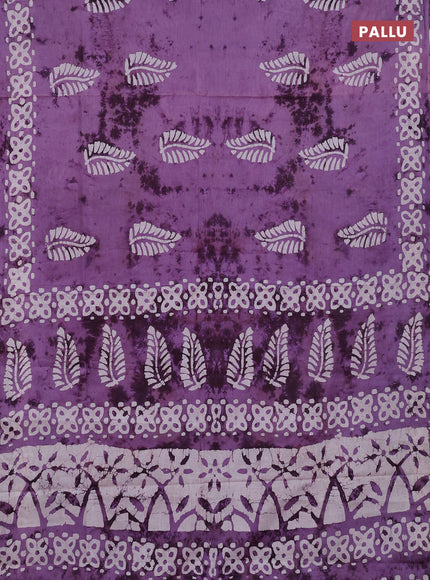 Batik cotton saree lavender with batik butta prints and batik printed border