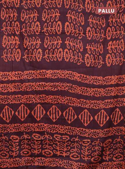 Batik cotton saree deep maroon and rust shade with allover batik prints in borderless style