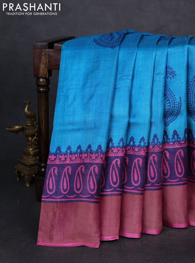 Pure tussar silk saree cs blue and pink with paisley butta prints and long printed zari woven border
