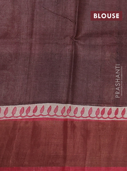 Pure tussar silk saree red and coffee brown with plain body and long printed zari woven border