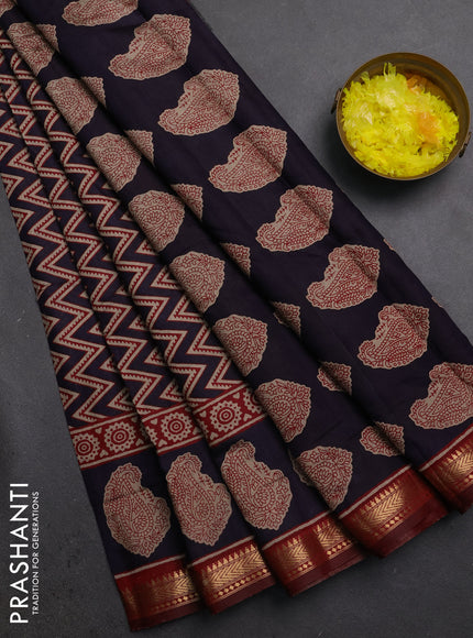 Semi maheshwari cotton saree deep violet and maroon with allover zigzag prints and butta printed zari woven border
