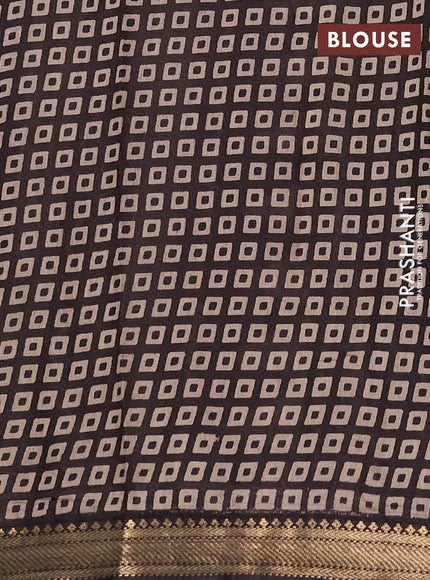 Semi maheshwari cotton saree green and black with allover kalamkari prints and zari woven border