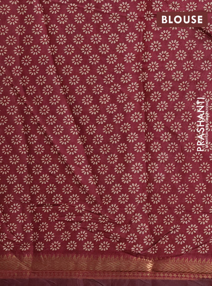 Semi maheshwari cotton saree wine with allover checks pattern and floral butta printed zari woven border