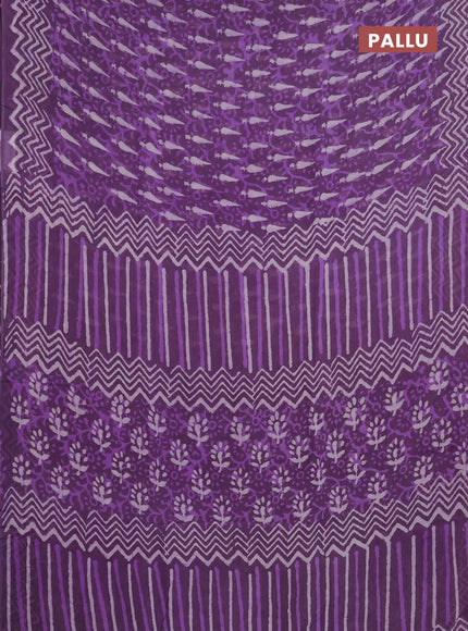 Georgette saree purple shade with allover dabu prints and printed border