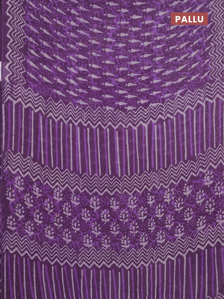 Georgette saree purple shade with allover dabu prints and printed border