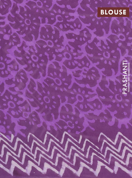 Georgette saree purple shade with allover dabu prints and printed border