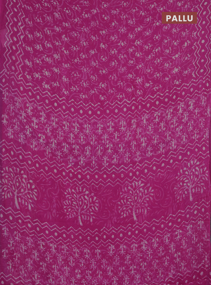 Georgette saree pink with allover dabu prints and printed border