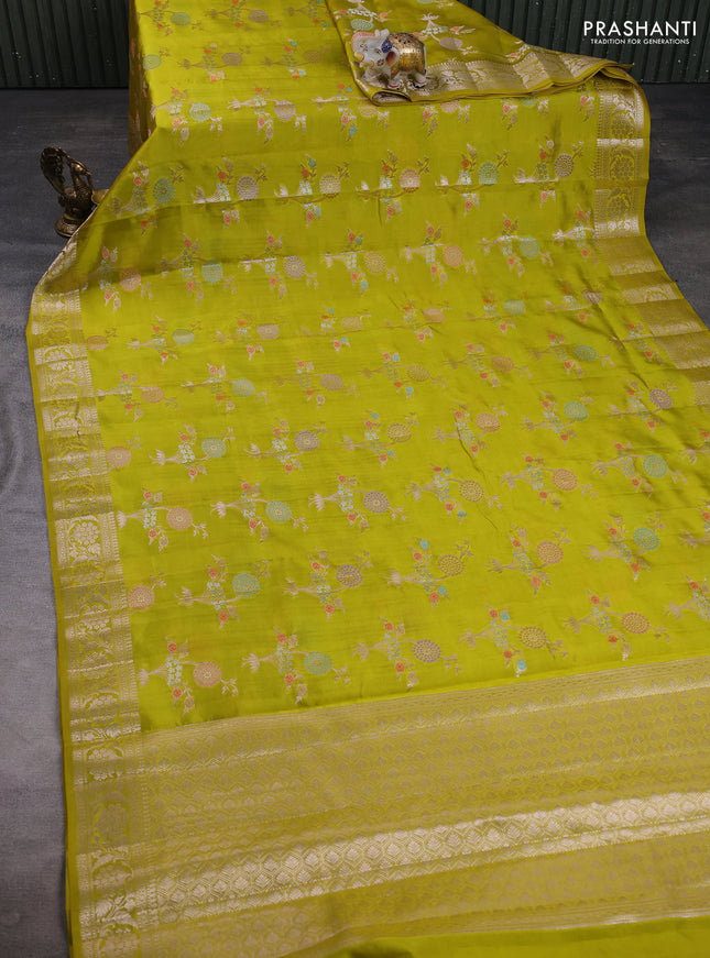 Poona silk saree lime green with allover thread & zari weaves and zari woven border