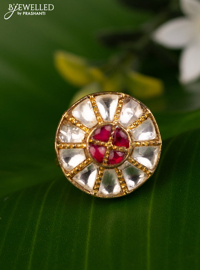 Antique ring with pink pachi kundan stones