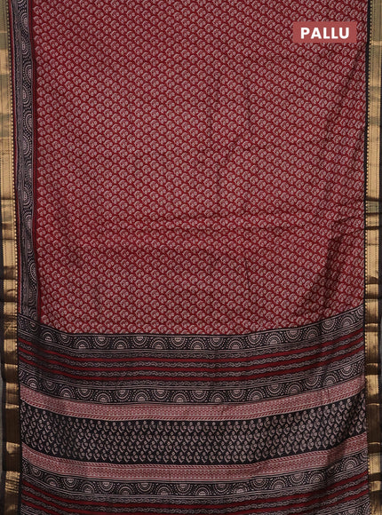 Semi maheshwari cotton saree maroon and black with allover butta prints and zari woven border