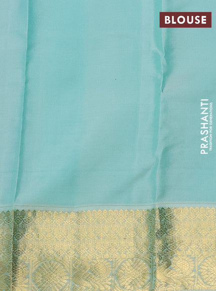 Pure kanchipuram silk saree dark magenta pink and green shade with zari woven buttas and zari woven korvai border