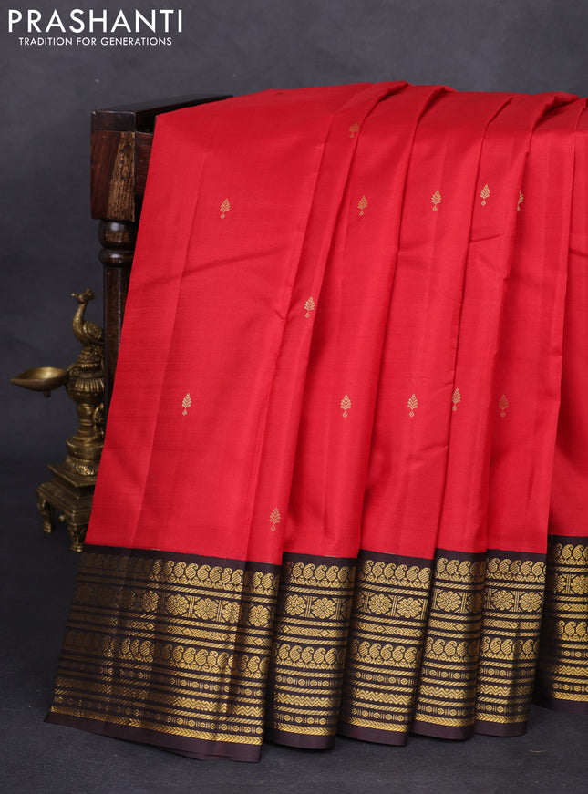 Pure kanchipuram silk saree red and brown with zari woven buttas and zari woven korvai border