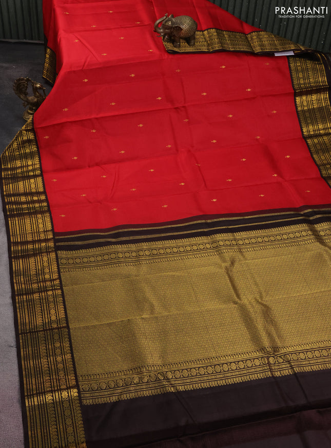 Pure kanchipuram silk saree red and brown with zari woven buttas and zari woven korvai border
