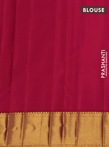 Pure kanchipuram silk saree pink with allover small zari checks & buttas and zari woven border