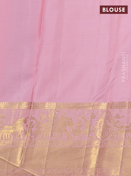 Pure kanchipuram silk saree green and light pink with allover zari woven brocade weaves and zari woven border