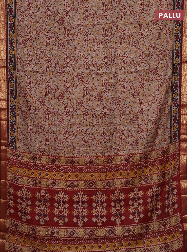 Semi maheshwari cotton saree beige and maroon with allover prints and zari woven border