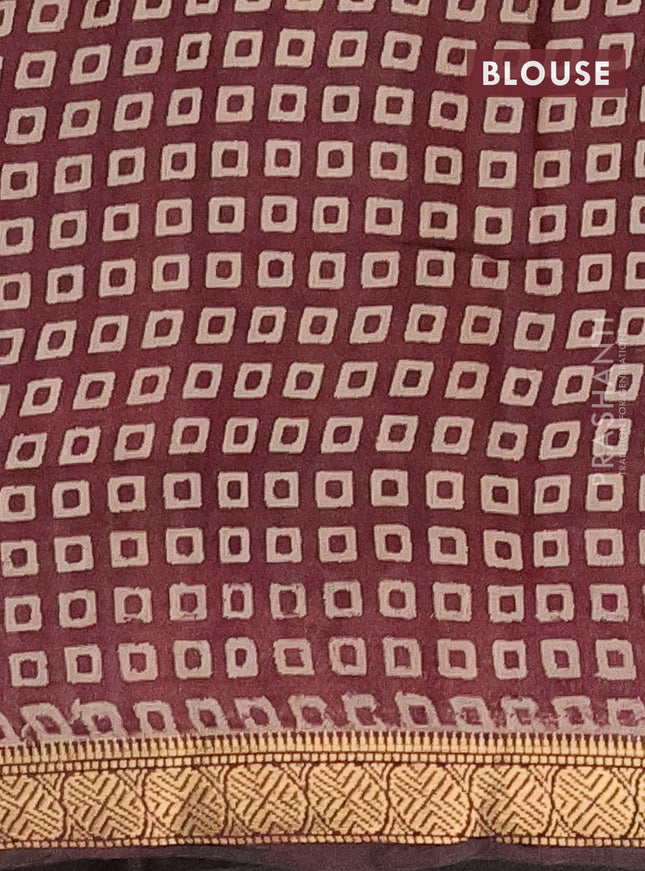 Semi maheshwari cotton saree pastel pink and maroon with allover floral prints and zari woven border