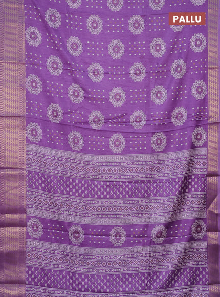 Semi dola saree lavender with allover butta prints and zari woven border