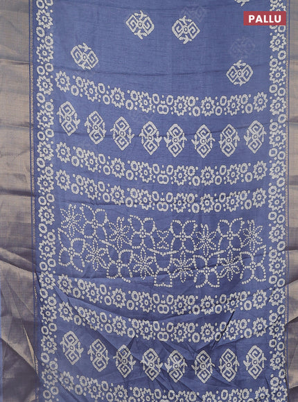 Semi dola saree grey with batik butta prints and zari woven border