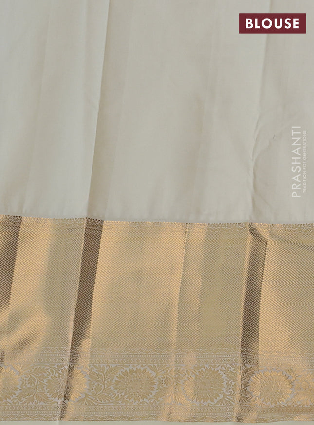 Bangalori silk saree violet and cream with floral zari woven buttas and long zari woven border and Butta style