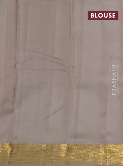 Pure kanchipuram silk saree red and grey shade with zari woven buttas and zari woven korvai border