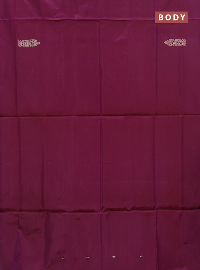 Banana pith saree dark magenta pink and pastel peach shade with thread woven buttas in borderless style