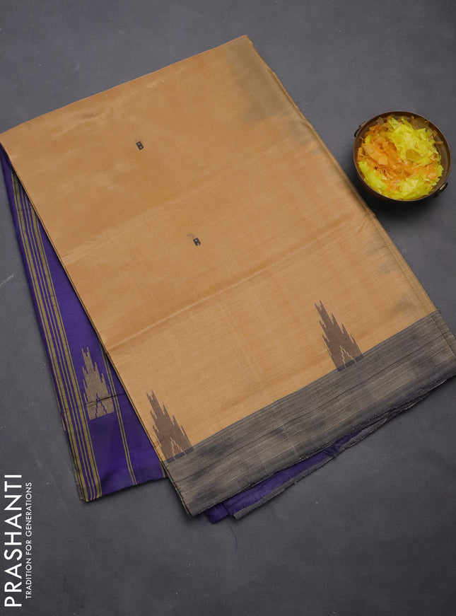 Banana pith saree sandal and blue with thread woven buttas and contrast border