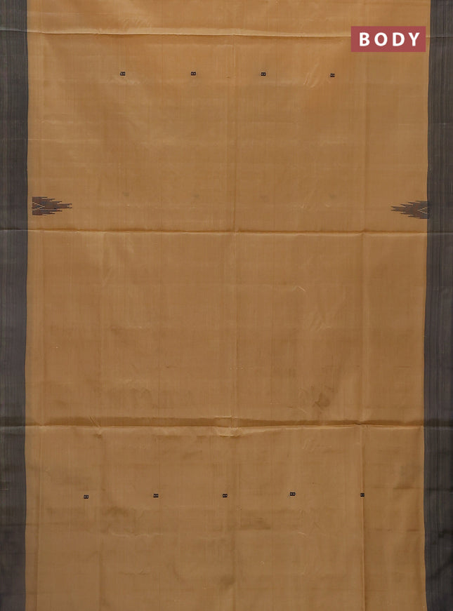 Banana pith saree sandal and blue with thread woven buttas and contrast border