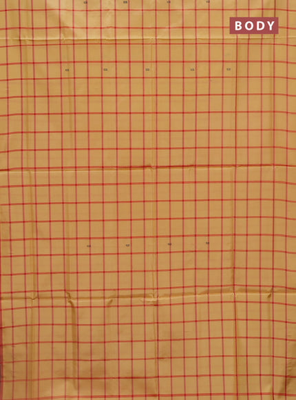 Banana pith saree sandal and red with allover checked pattern in borderless style