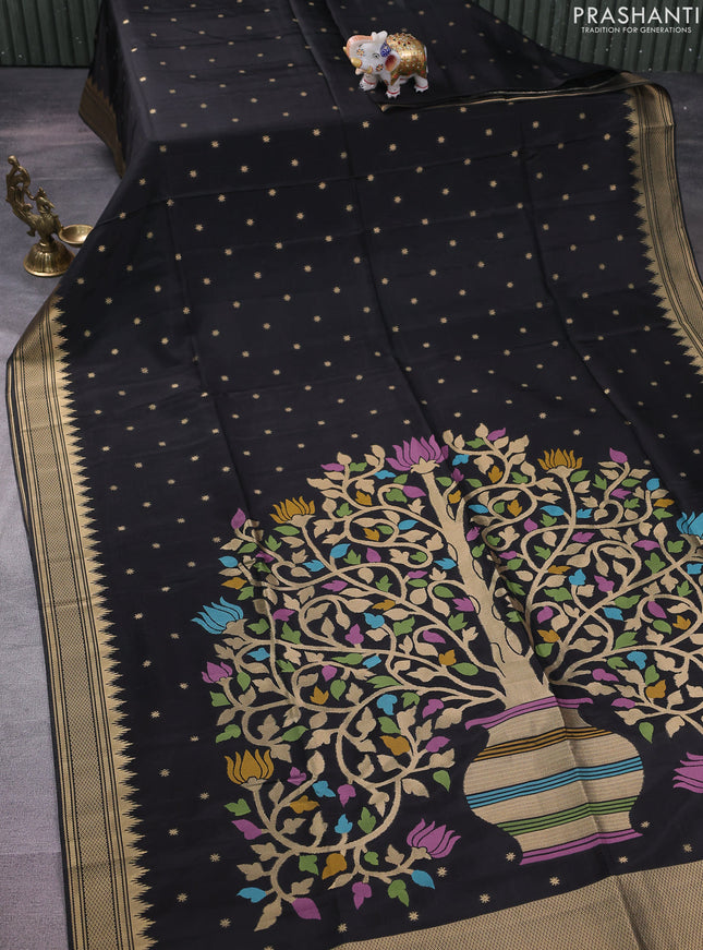 Munga crepe silk saree black and pink with zari woven buttas and rich thread & zari woven pallu