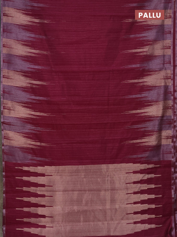 Banarasi semi matka saree wine shade with plain body and temple design zari woven border