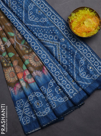 Matka tussar saree dark mehendi green and blue with allover kalamkari prints and bandhani printed & embroidery work border 1damage