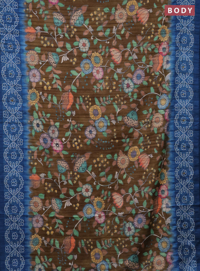 Matka tussar saree dark mehendi green and blue with allover kalamkari prints and bandhani printed & embroidery work border 1damage