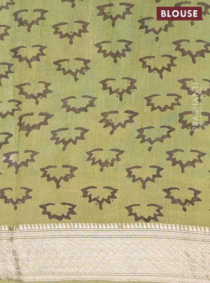 Semi chanderi saree pista green with allover vanaspathi prints and zari woven border