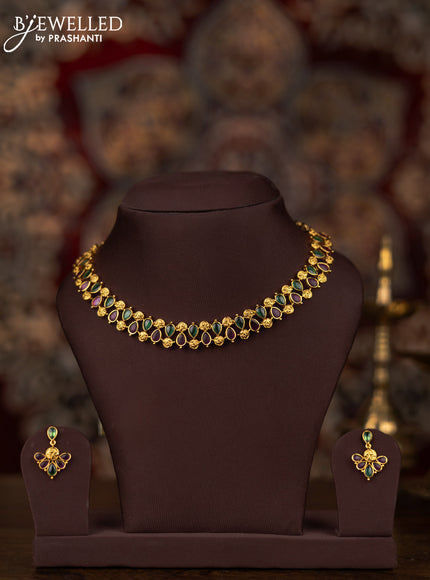 Antique necklace simple design with kemp stones